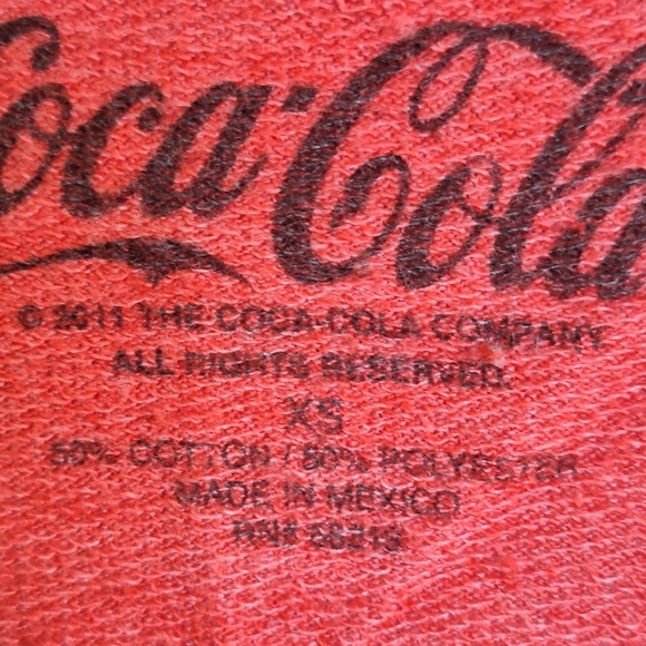 VTG 2011 Coca Cola Shirt SzXS Cropped Long Sleeves Banded Cuff/Hem/Collar Red - Picture 8 of 12
